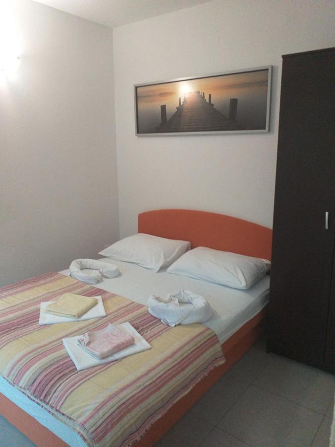 Legin Appartement Živogošće Buitenkant foto