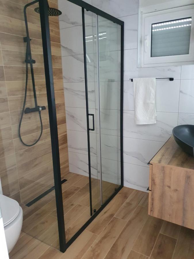 Legin Appartement Živogošće Buitenkant foto